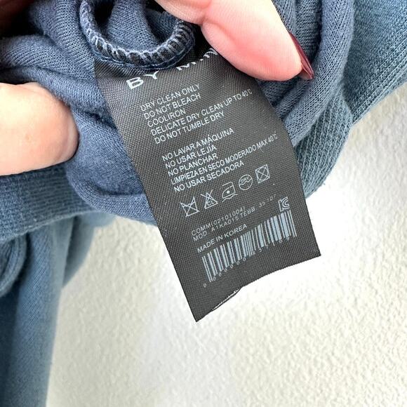 By Min Soft V-Neck Midi Dress with Side Slits - Picture 4 of 7